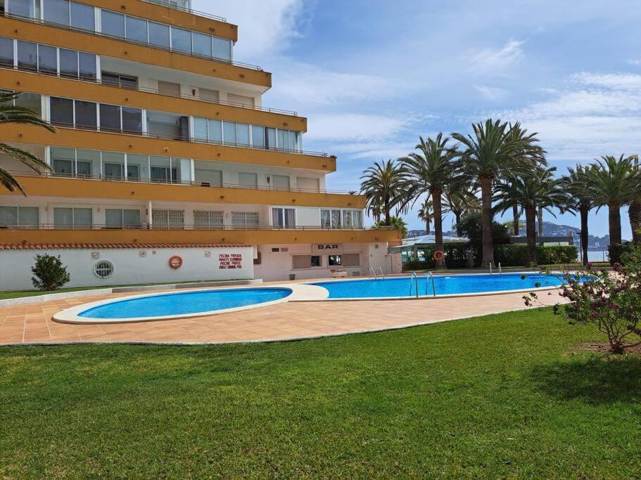 Holiday Center Apartamento Vistas Mar, Acceso Directo Playa Y Piscina 罗萨斯 外观 照片