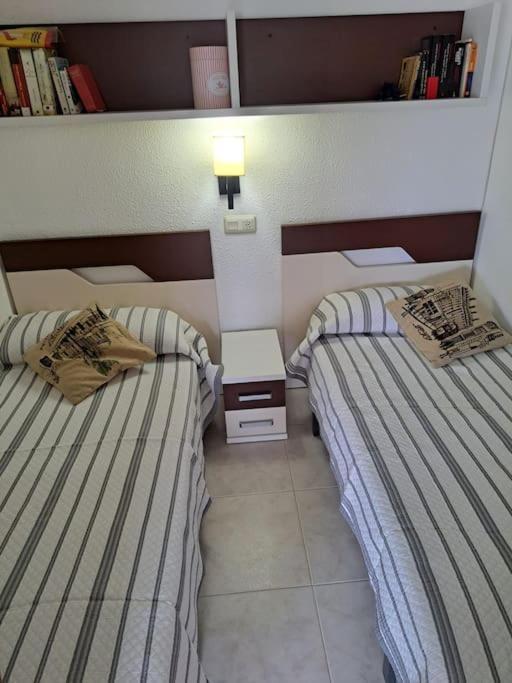 Holiday Center Apartamento Vistas Mar, Acceso Directo Playa Y Piscina 罗萨斯 外观 照片